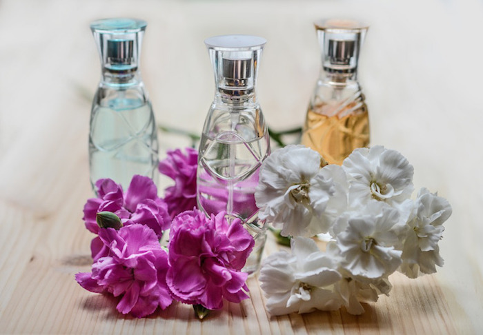 parfum selber herstellen, selbstgemachte parfüme mit jasminöl, diy kosmetik