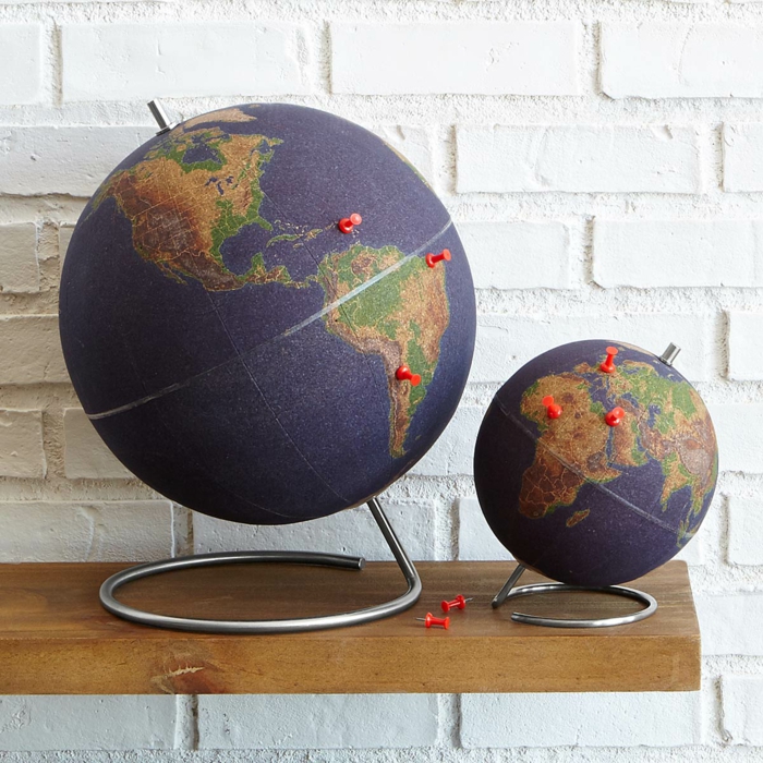 Globus aus Korken zu Weihnachten schenken, coole Geschenkidee für Reiseliebhaber, Weihnachtsgeschenk für Freund