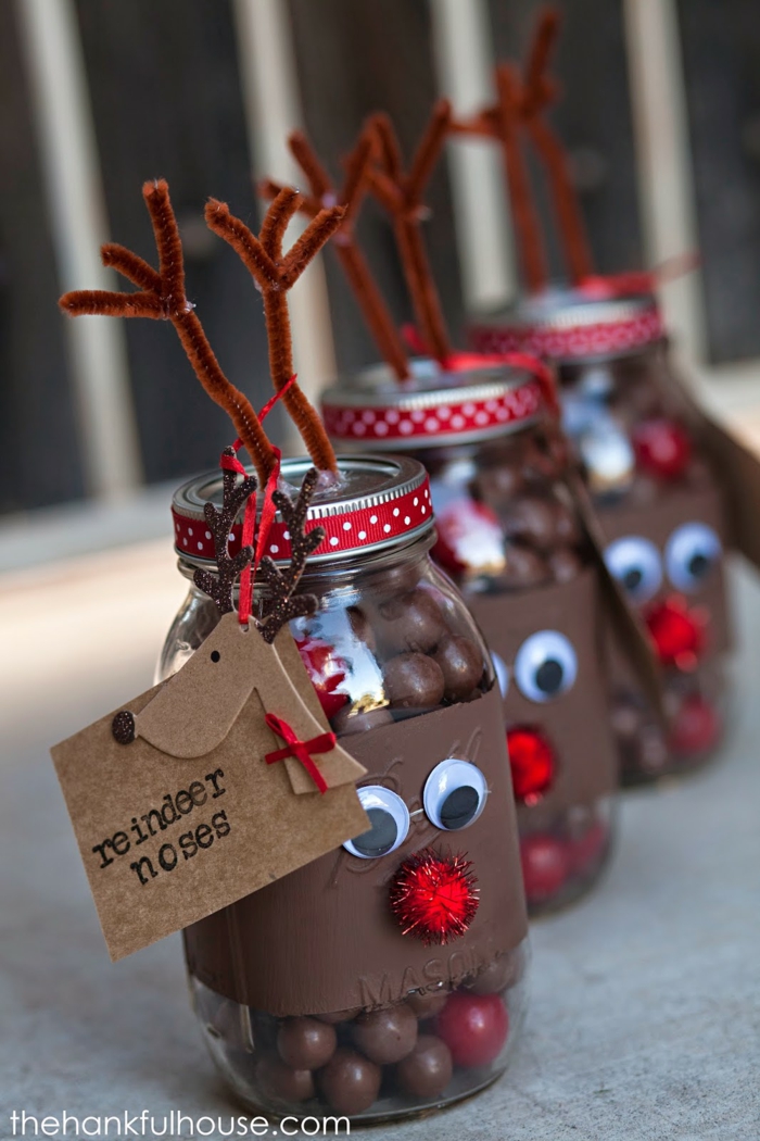 Rudolph mit der roten Nase aus Einmachglas, voll mit Süßigkeiten, schöne Idee für Weihnachtsgeschenk und Deko