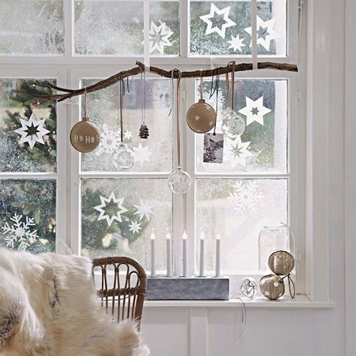 weihnachtliche deko weiße fensterdeko led kerzen am fenster schöne ideen zum verzieren und genießen