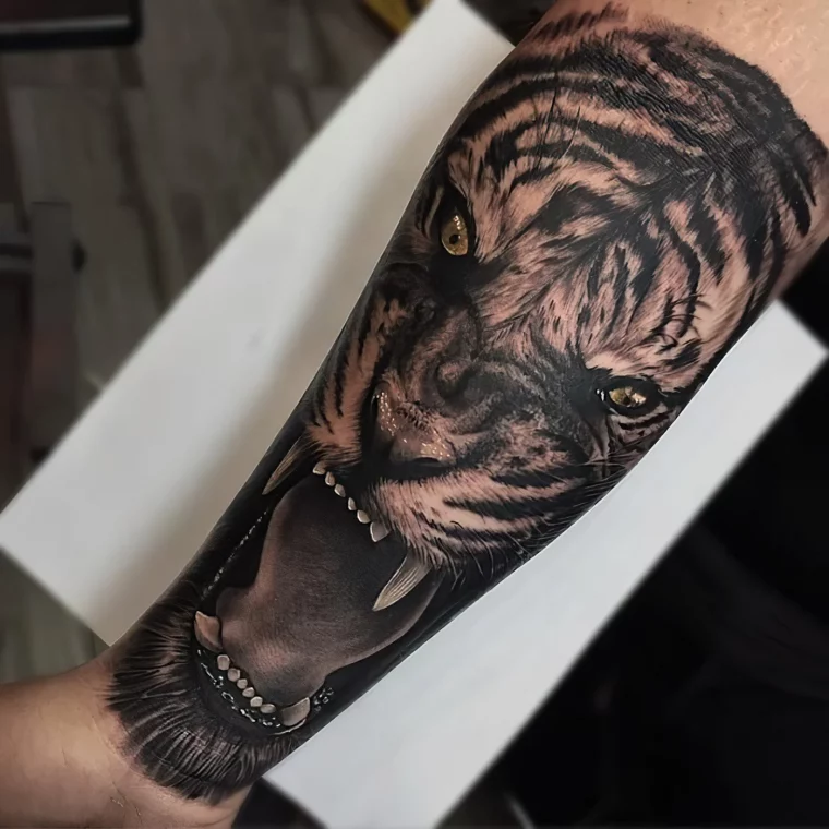 4 großes realitisches unterarm tattoo tattoos für männer tiger motiv