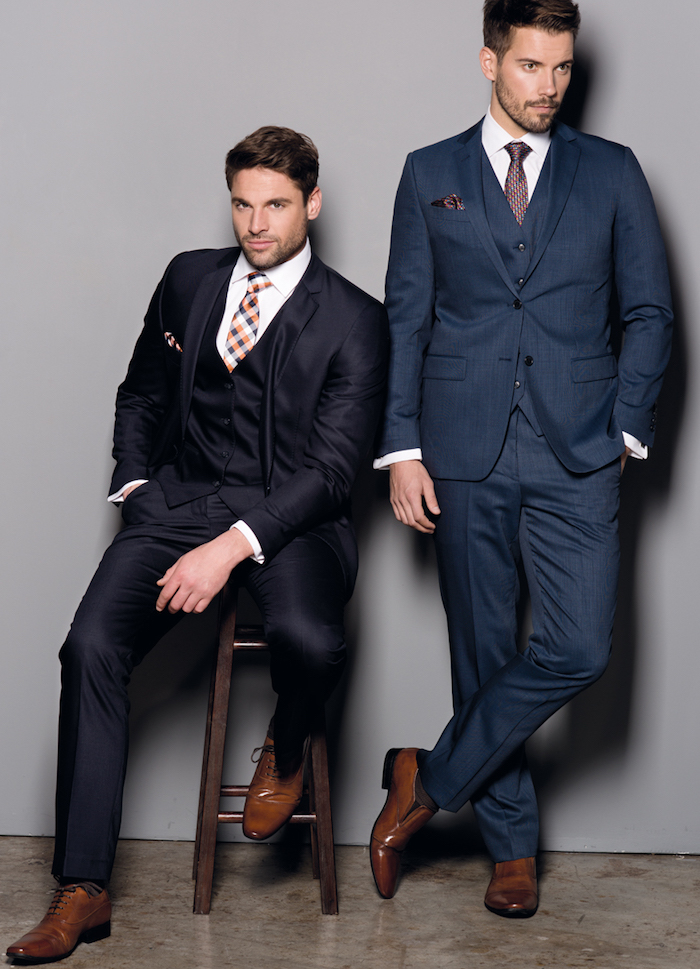 blauer anzug dunkelblaue ideen marineblau oder tiefe osmos farbe kariierte krawatten braune schuhe stil ideen models männer