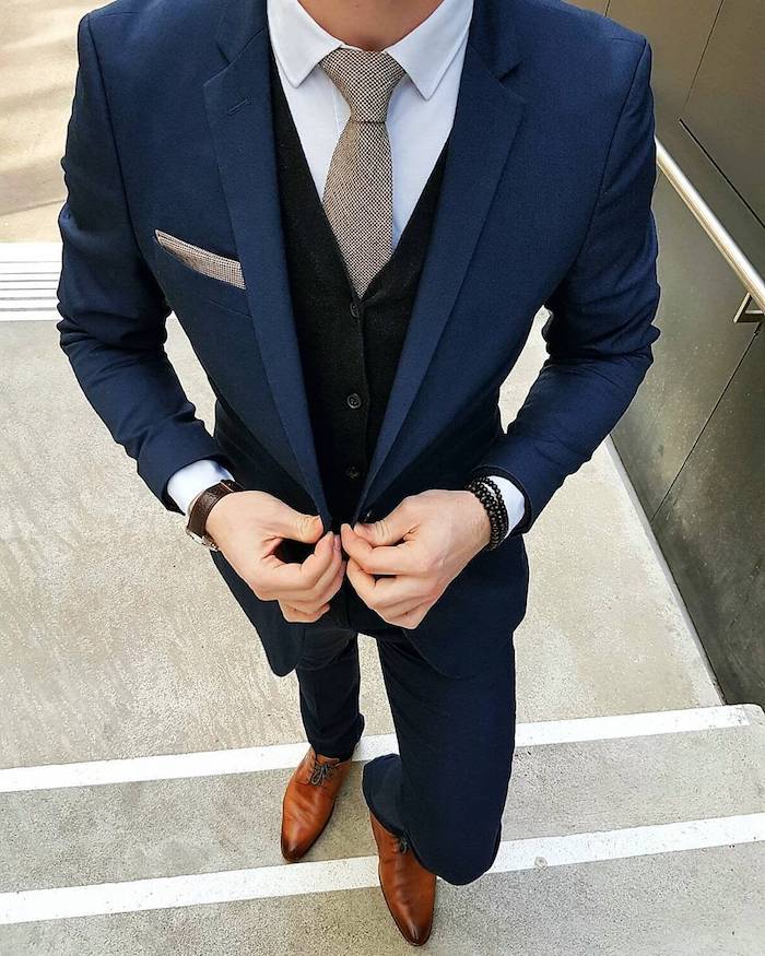 anzug farbe blau hemd weiß krawatte grau schuhe braun hellbraun anzug ideen zum style