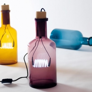 Wir zeigen Ihnen, wie Sie eine Flaschenlampe selber bauen könnten!