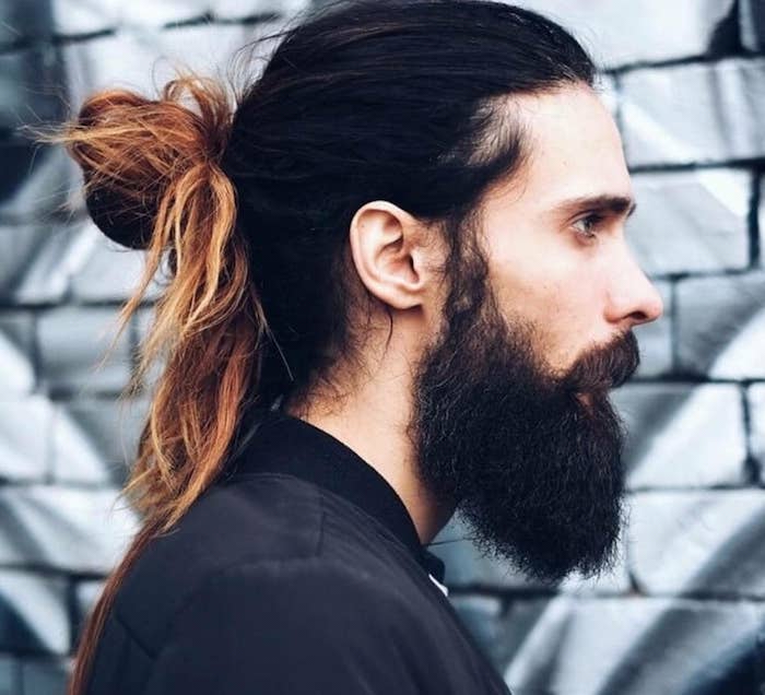 frisur lange haare, männerfrisuren 2018, mann mit langen haaren im ombre-look