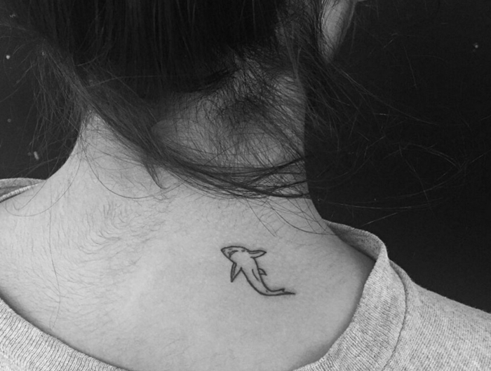 Tattoo am Nacken Was Sie vor dem Stechen wissen sollten