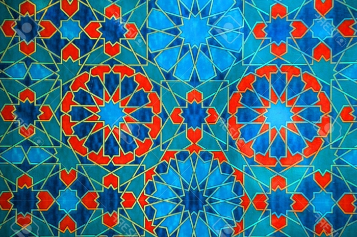 marokkanische Fliesen in blauen und roten Farben, Fliesen mit vier Kreisen, Fliesen in drei Farben