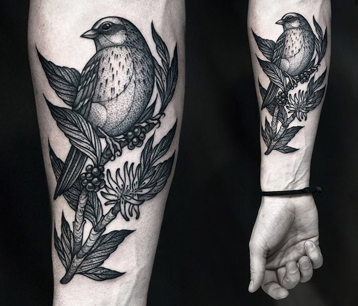 schöne tattoos, vogel am zweig, tätowierung mit vogel-motiv, blackwork