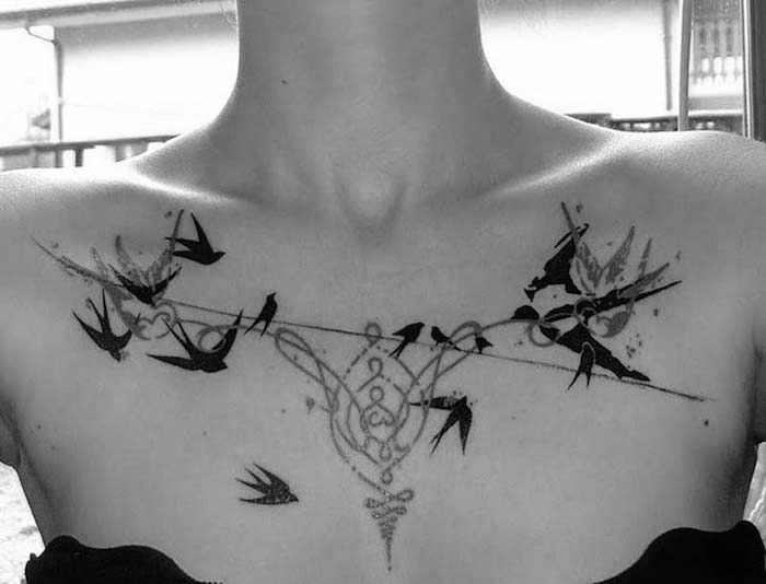 Brust frauen tattoos für Das Brust