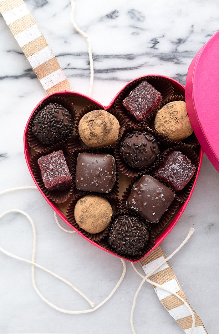 praline - die besten geschenke zum valentinstag süßigkeiten sind von allen beliebt und gemocht