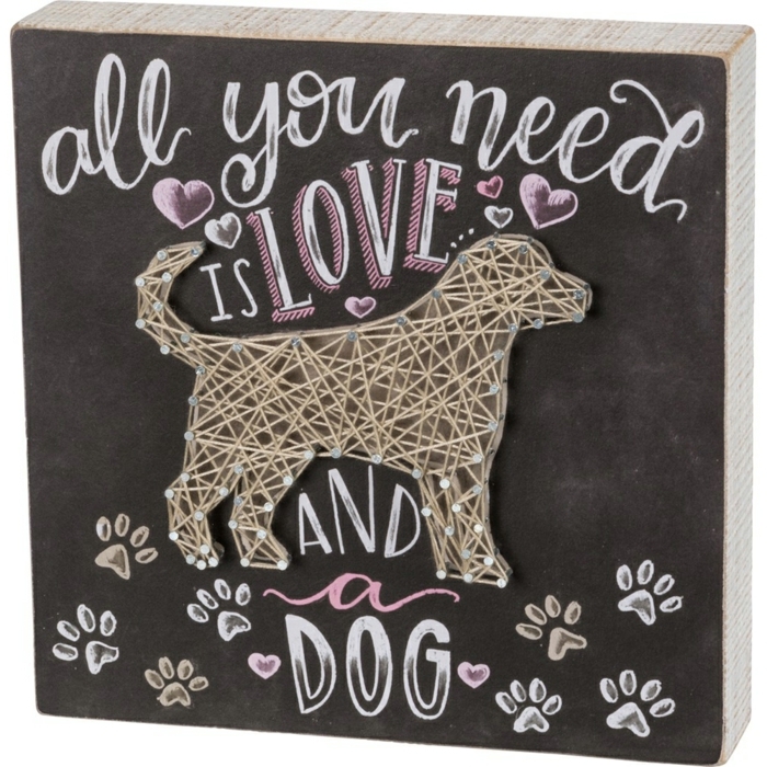 ein Bild für die Besitzer von Hunden, Fadengrafik Vorlage auf Brettchen mit Tafelfarbe gestrichen