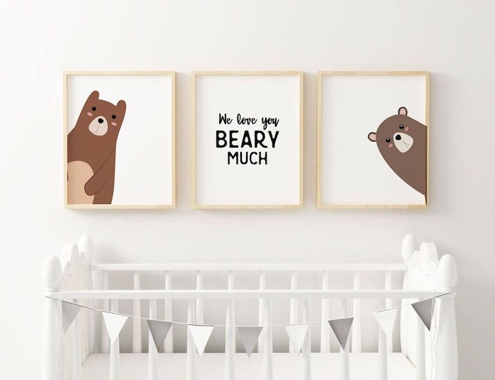 Babyzimmer Deko Ideen, süße Bilder mit Bären, love you beary much, weißes Babybett mit Girlande 