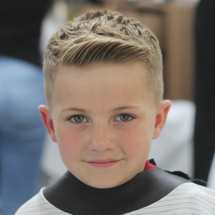 Für junge männer frisuren 25 Haarschnitte