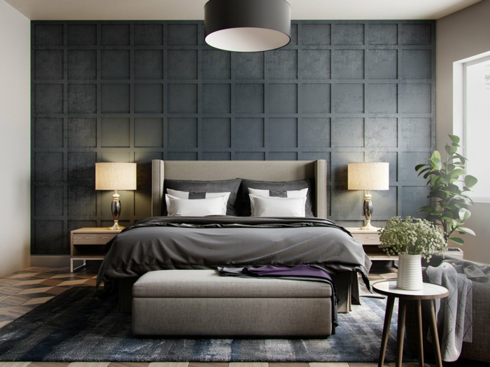 graue Schlafzimmer Farbe, symmetrische Einrichtung, frische Blumen als Dekoration
