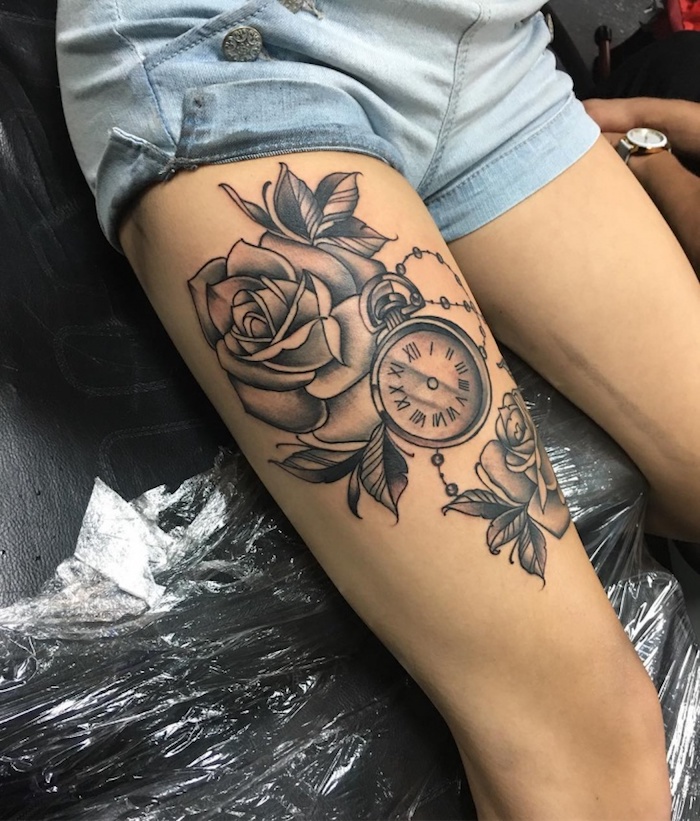 Bein frauen tattoos Tattoo Blumen