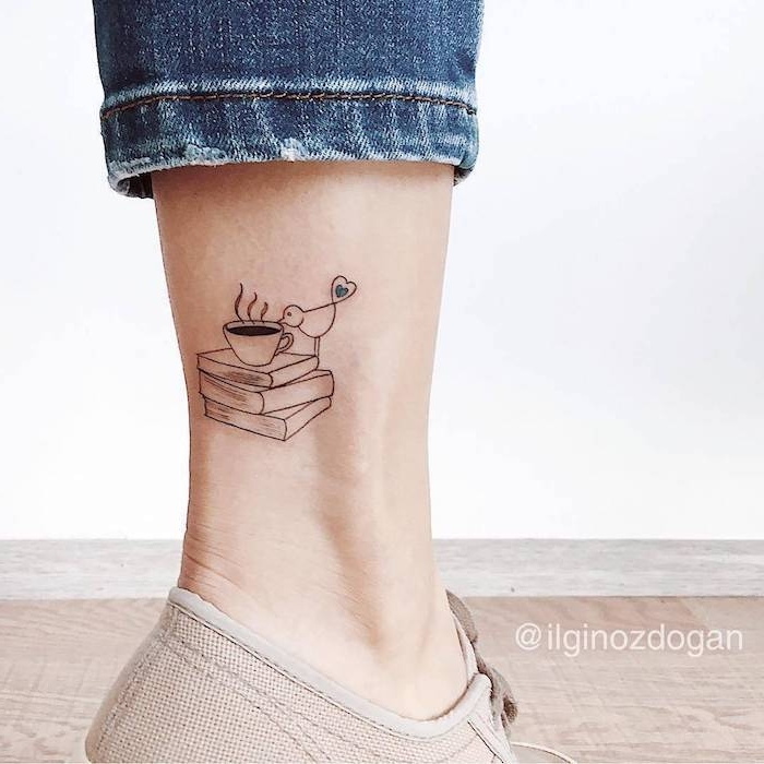Fuß tattoo für frauen
