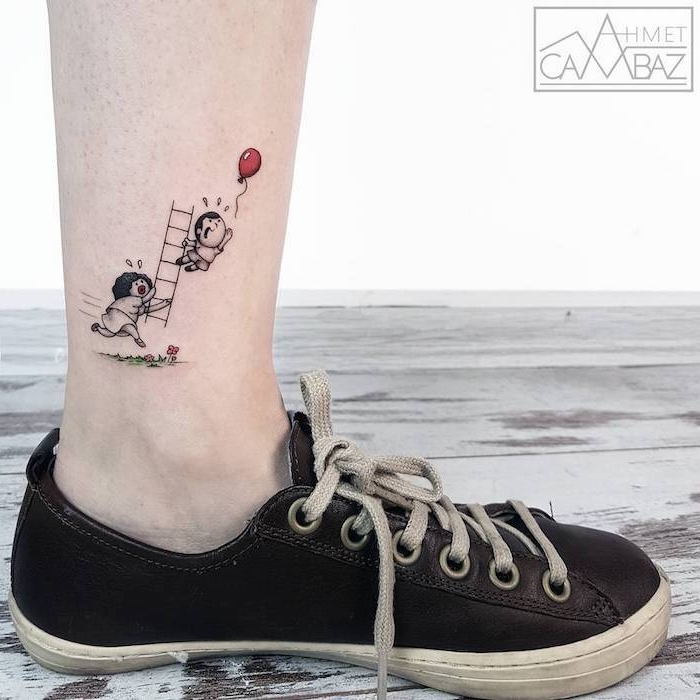 Lustiges Tattoo Motiv, verliebtes Paar, roter Ballon und Treppe, schwarze Sneaker