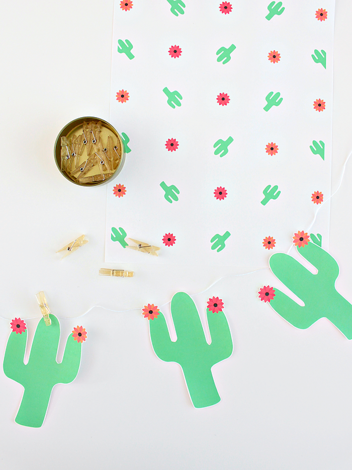 Kakteen aus Papier ausschneiden, lustige Girlande selber machen, DIY Idee für Kinder