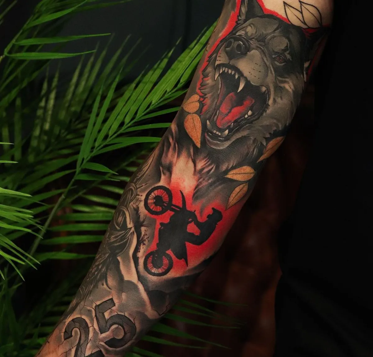 full sleeve tattoo wolf motiv männer tattoos