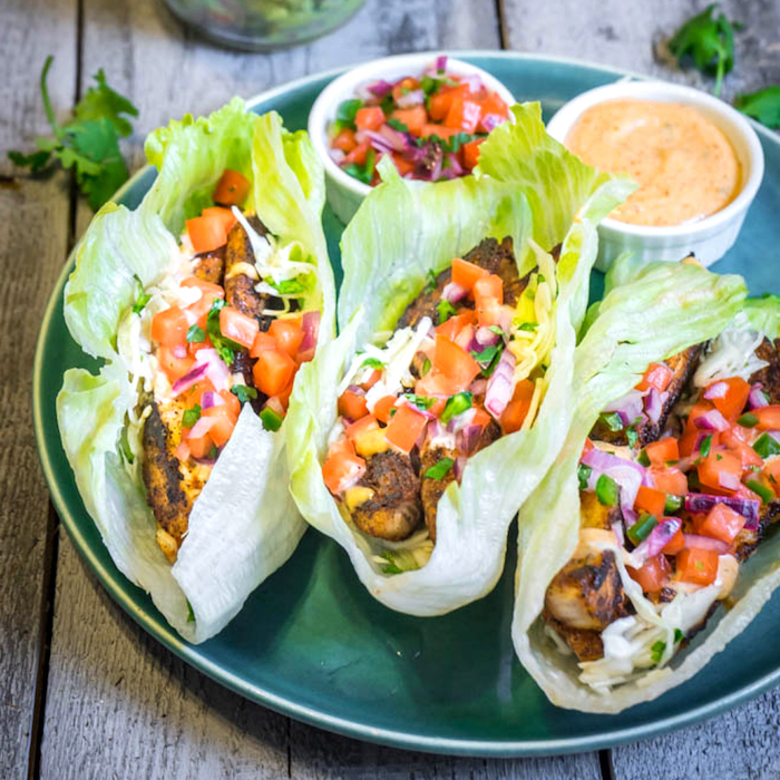 krautblätter gefüllt mit fleisch und gemüsen, tomaten, leichte sommergerichte, kalorienarme tacos 