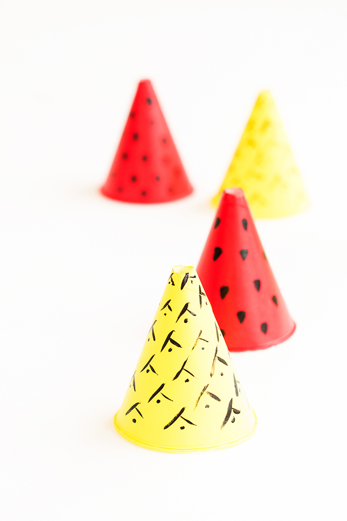 Ananas und Wassermelone Partyhütchen selber basteln, Ideen für Sommer Party
