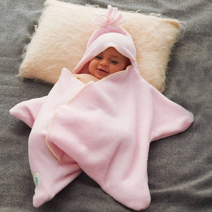 Rosa kuschelige Baby Decke in Form von Stern zur Taufe schenken