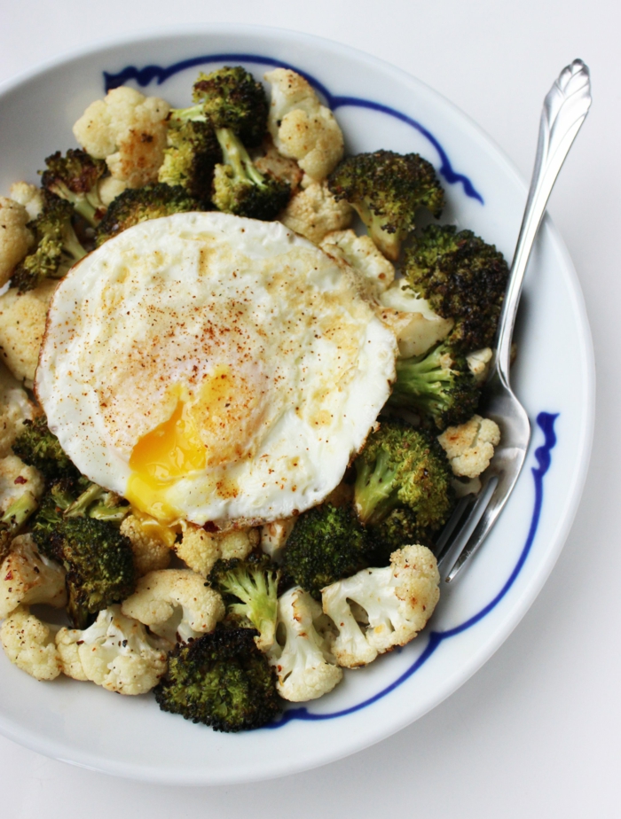 gesunde ernährung tipps und ideen was heute zu kochen, brokkoli mit blumenkohl und ei