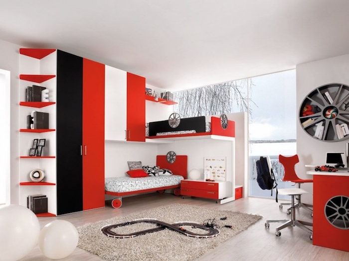 jugendzimmer gestalten, einrichtung in rot, weiß und schwarz, teile von auto, zimmer für junge