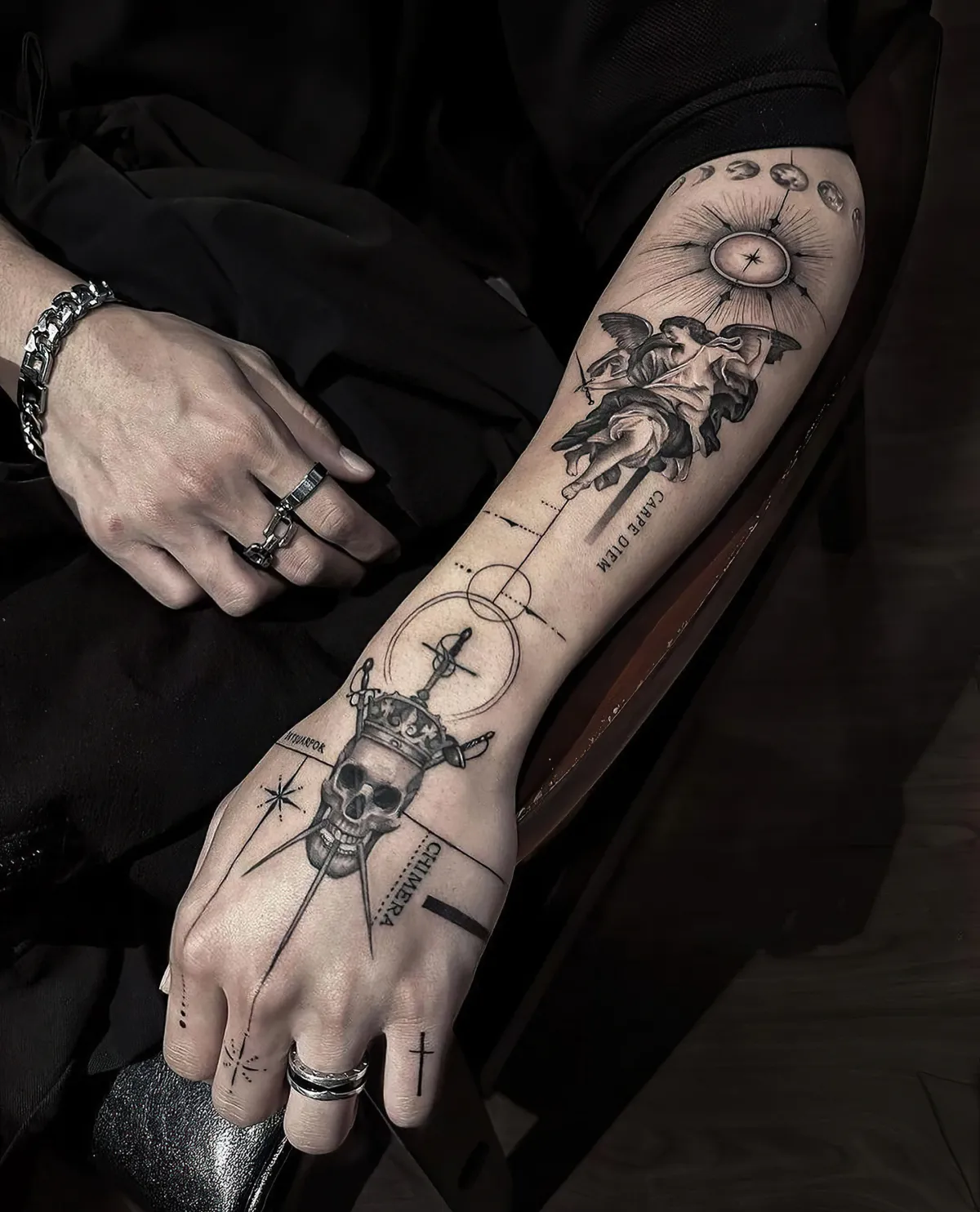 totenkopf tattoo arm tattoos ideen männer