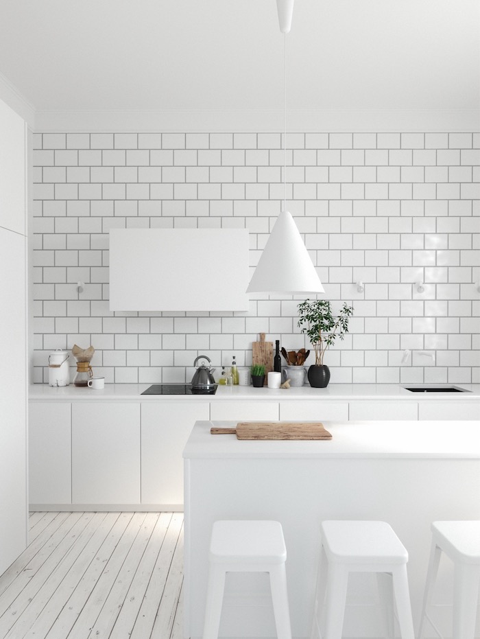 küchenzeile klein in weiß, deko ideen zum dezenten interieur, lampe, zimmerpflanze, stühle