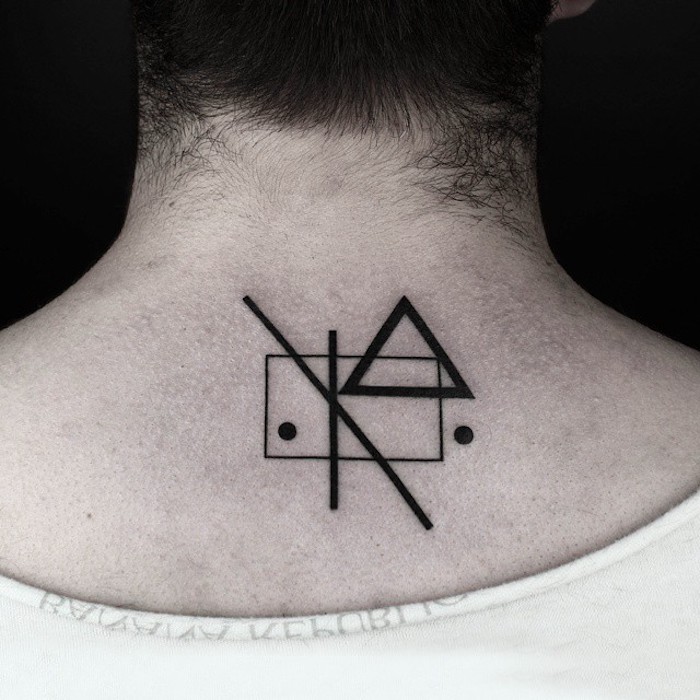 Dreieck bedeutung schwarzes tattoo 5 Dinge,