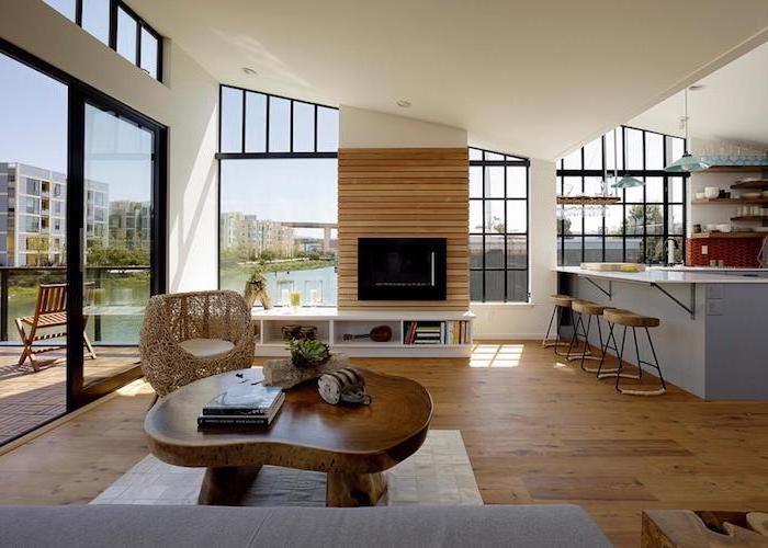 moderne ideen wohnzimmer, holztisch, fernseher, bar zum sitzen, schöner ausblick