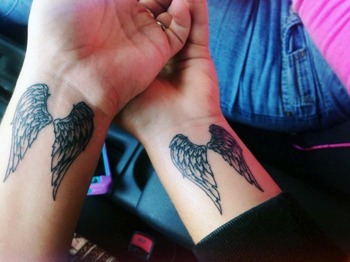 tattoo engelsflügel, tätowierungen für paare, zwei hände, unterarm tätowieren