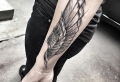 Flügel Tattoo: Populäre Designs und ihre Bedeutungen