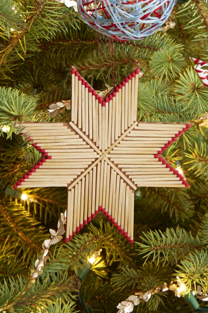 ein Stern aus Streichholz, verschönert den Weihnachtsbaum, Basteln zu Weihnachten