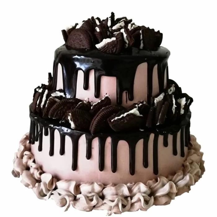 eine rosa Torte, Schokoladenglasur, halbe Oreos als Dekoration, zwei Etage Torte, Oreo selber machen