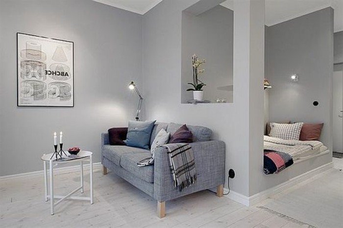 einraumwohnung gestalten, interieur design ideen in grau, pastellfarbe, zimmer in zwei bereichen teilen, wohn und schlafraum