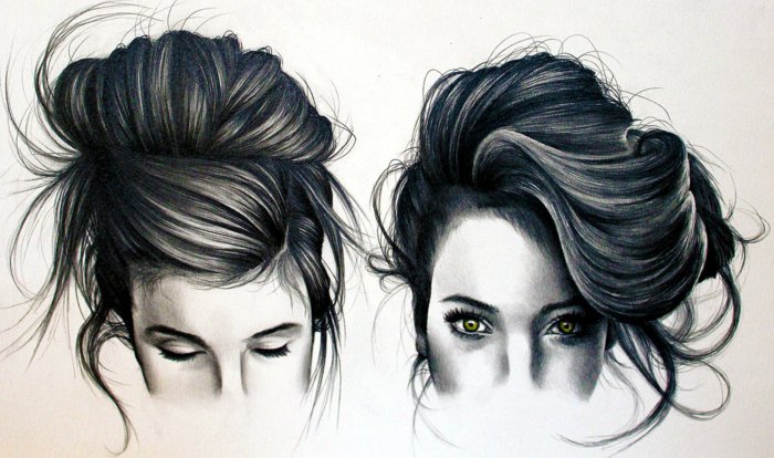 zwei Bilder von Mädchen gezeichnet, zwei Mädchen mit Hochsteckfrisuren, schwarze Haare