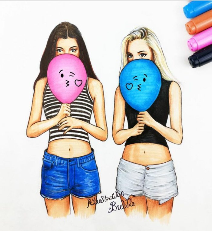 zwei Mädchen, die nach letzten Trends gekleidet sind, tragen zwei Ballons, ein rosa und ein blaues, die Kuss geben