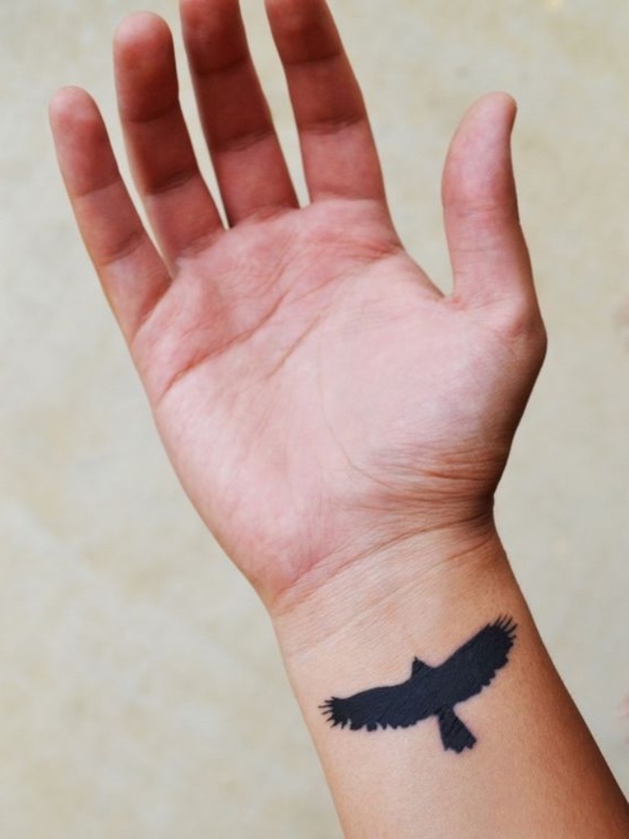 tattoovorlagen ideen zum inspirieren, vogel symbolische bedeutung