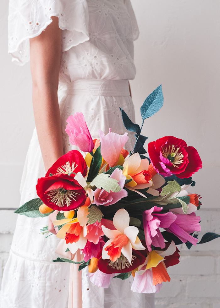 Bunter Hochzeitsstrauß aus Papierblumen, Frühlingsblumen aus Papier für Hochzeit 