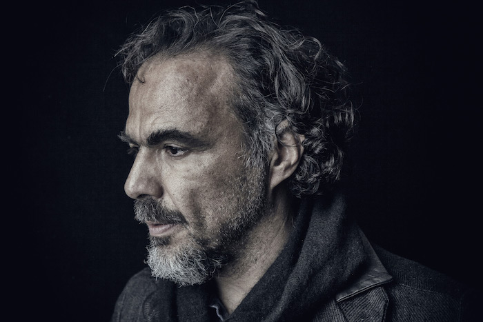 der regisseur Alejandro González Iñárritu, ein mann mit bart, bild von dem mexikanischen filmemacher