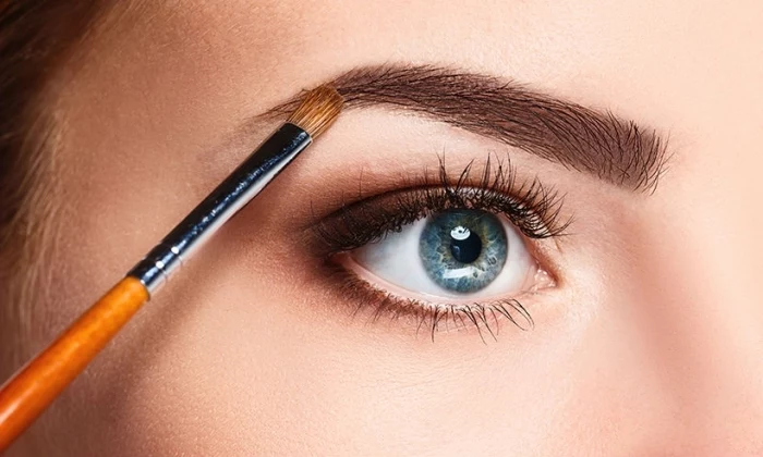Augenbrauen schminken wie die Profis: Hilfreiche Tipps für einen perfekten  Look