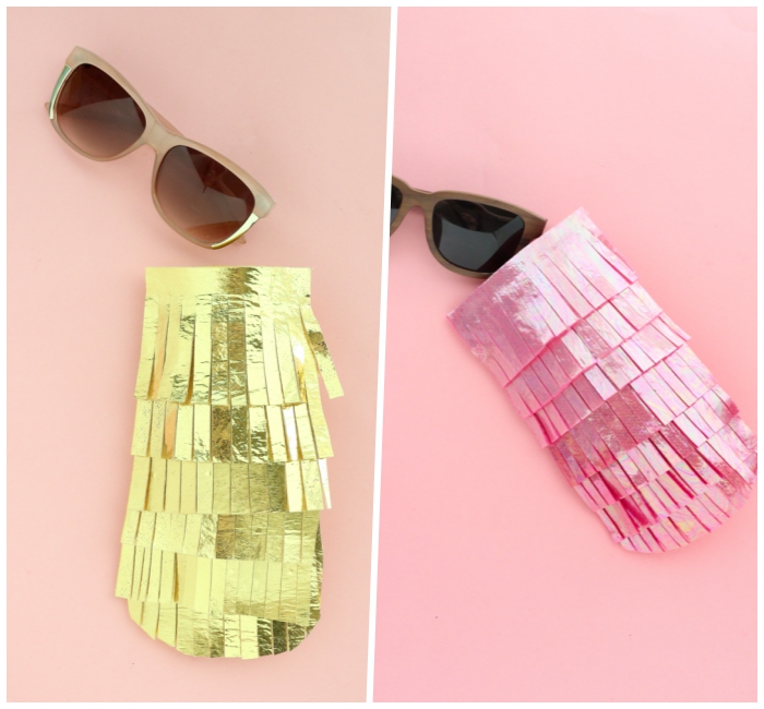 muttertag geschenkideen, selsbtgemachte brillenbeuteln aus goldenem und rosa stoff, sonnenbrille