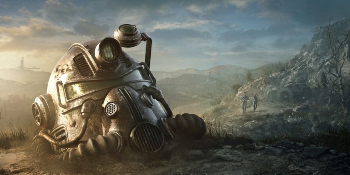 eine Maske in dem Ödland und zwei Held im Hintergrund, eine Szene aus Fallout 76