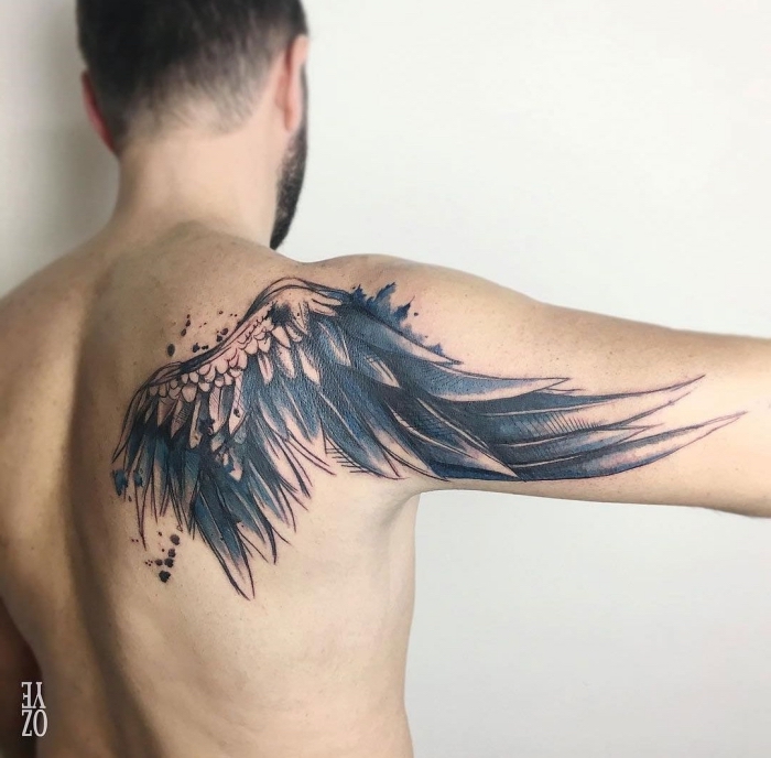 Arm männer schulter tattoos Schulter Tattoo