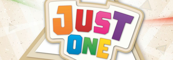 Just One, das Spiel des Jahres 2019, ein Logo mit bunten Buchstaben in verschiedenen Farben
