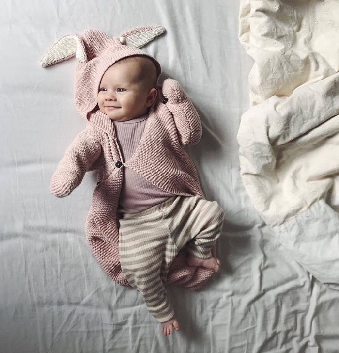schwedischer onlineshop mode, kleidung für babys rosarote kleidung, weste, oberteil