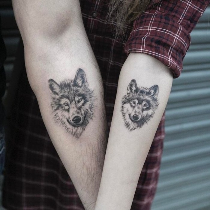 Wolf Tattoos für sie und für ihn, Partner Tattoos als Symbol für Liebe, Tattoos für Paare 
