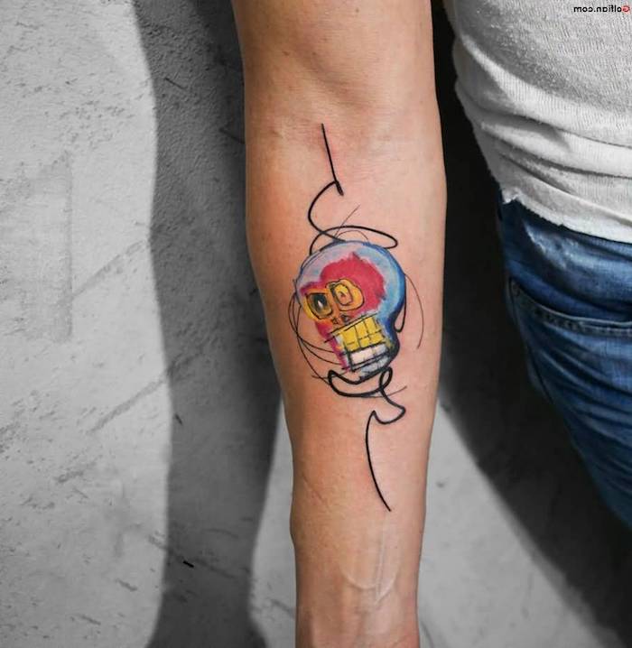 Farbiges Totenkopf Tattoo am Unterarm, Arm Tattoos Ideen zum Entlehnen 